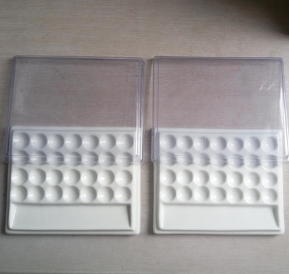 China Dental porcelain  Mixing Slab (  Plate),28 Slots , having plastic Cover supplier